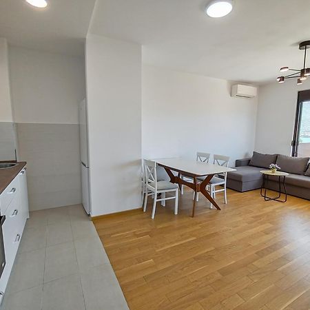 Sea View Apartment In Becici Budva Exterior foto